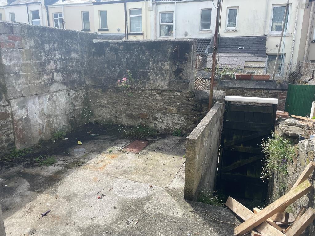 House In Need Of Improvement