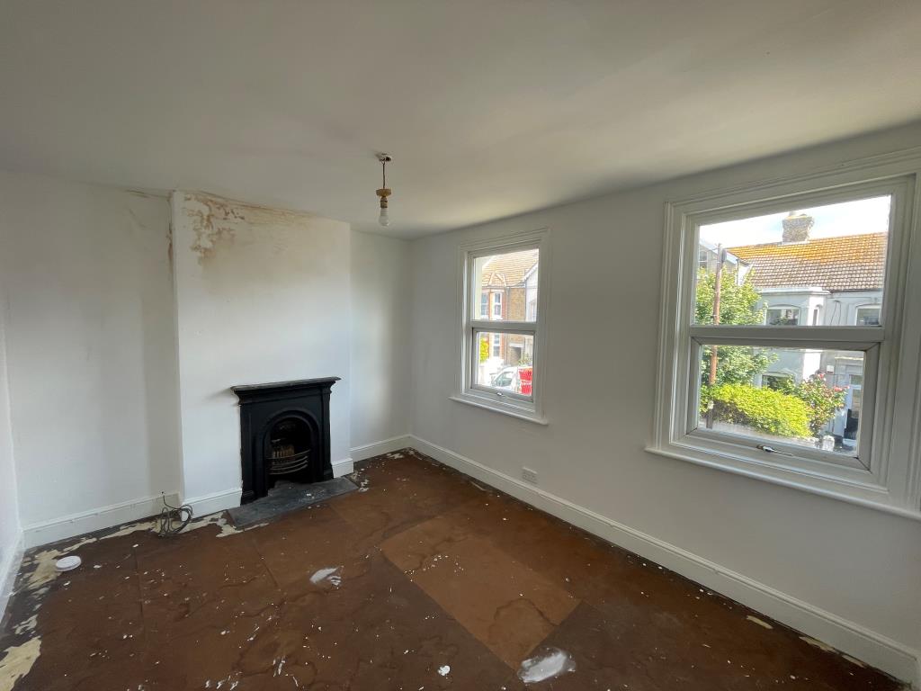 Two-Bedroom Semi-Detached In Good Location