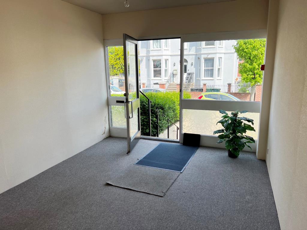 Town Centre Six-Bedroom House With Potential