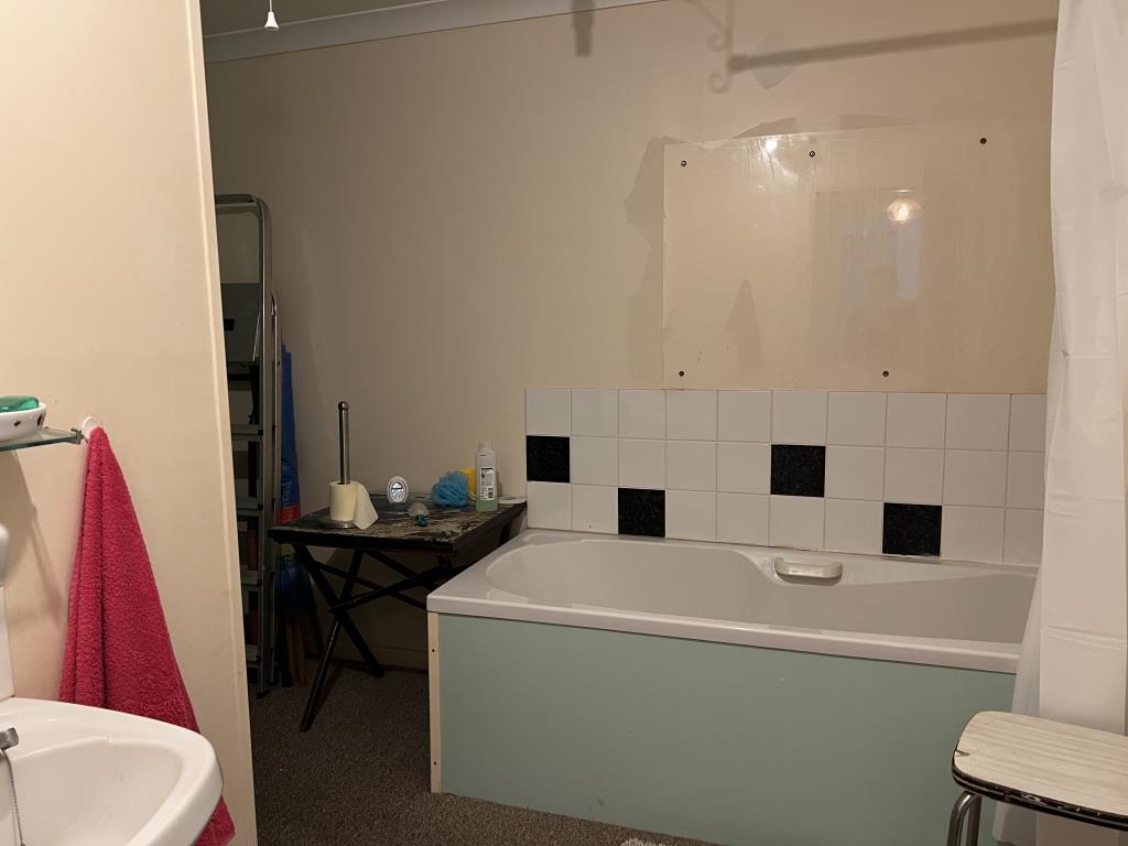 Three-Bedroom Flat For Investment Or Occupation