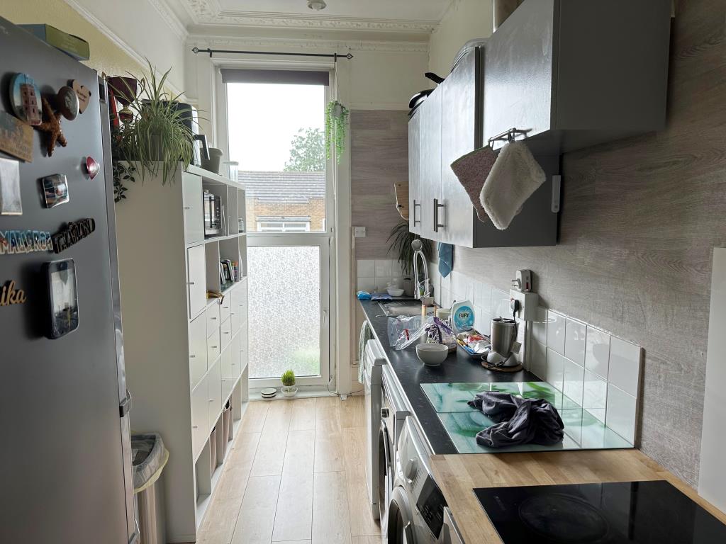 Block Of Five Flats For Investment