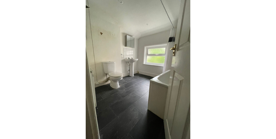 Lot 11 - Three-bedroom House For Improvement