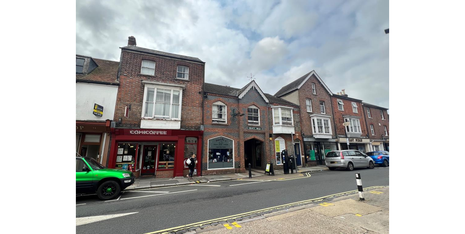 September Auction Lot 122 - Freehold Town Centre Investment Comprising Eleven Commercial Units And Residential Ground Rent Income
