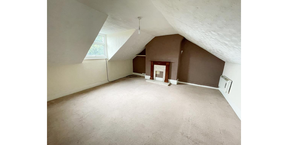 Lot 116 - Mixed Use Investment - Two Shops, Four Flats And Garage With Potential
