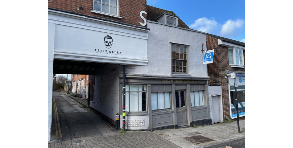 Lot 80 - Vacant City Centre Commercial Premises