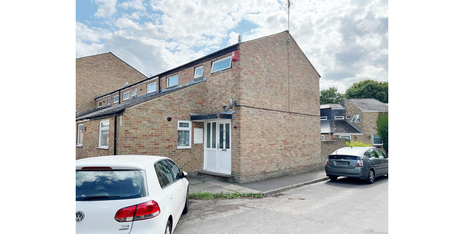 Lot 38 - Freehold House For Investment Or Occupation