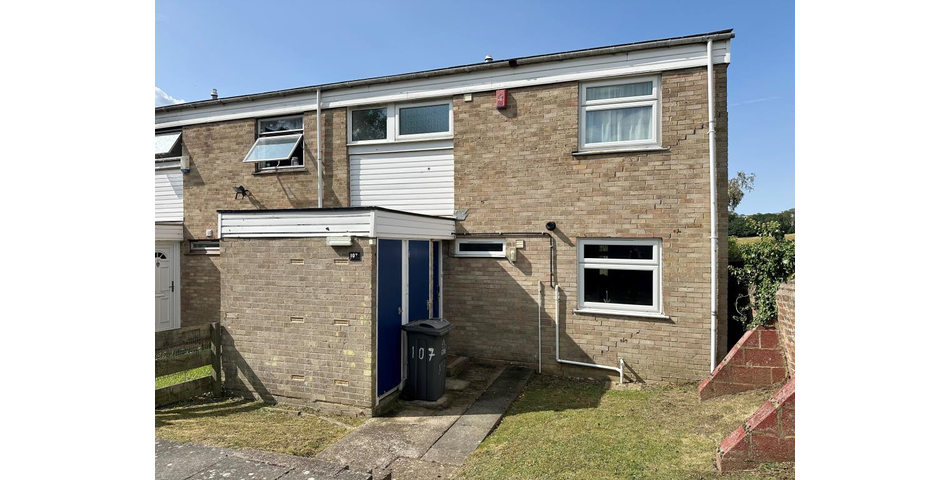 Lot 148 - End-terrace House Close To University