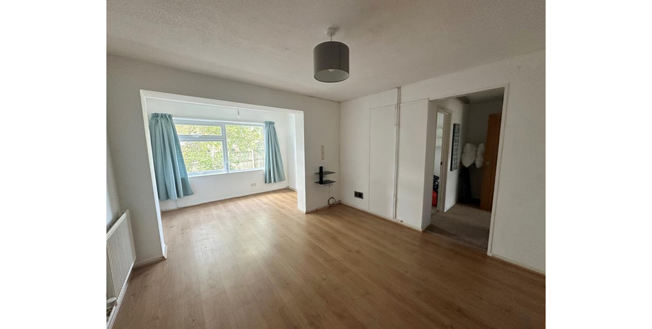 Lot 148 - End-terrace House Close To University