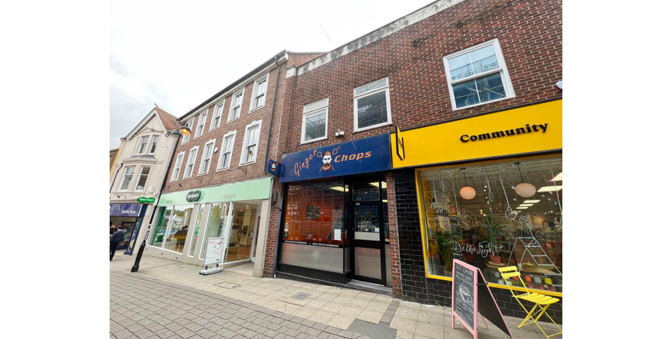 Lot 56 - Freehold Town Centre Commercial Investment