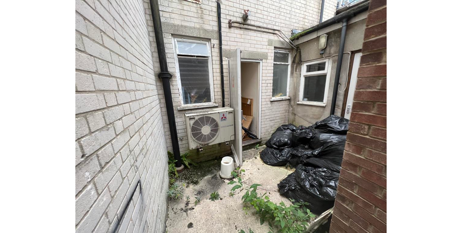 Lot 56 - Freehold Town Centre Commercial Investment