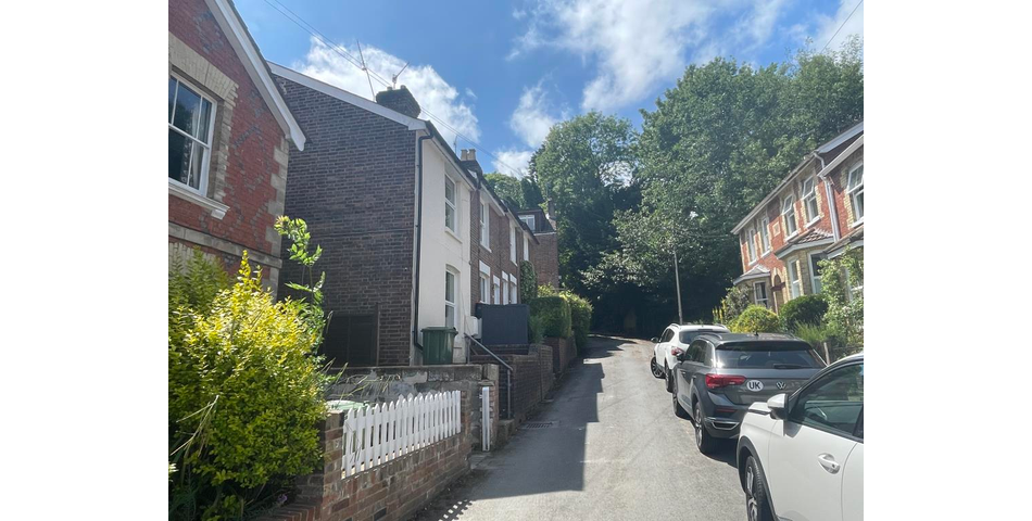 Lot 34 - House For Refurbishment And Structural Repair