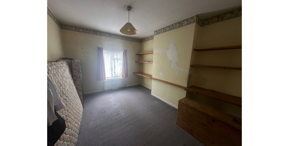 Lot 101 - Four-bedroom House For Refurbishment