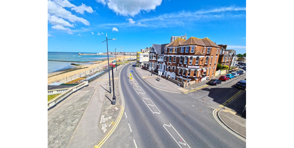 Lot 148 - Seafront Bed And Breakfast With Potential For Conversion