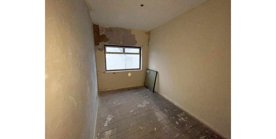 Lot 75 - Flat For Improvement/completion