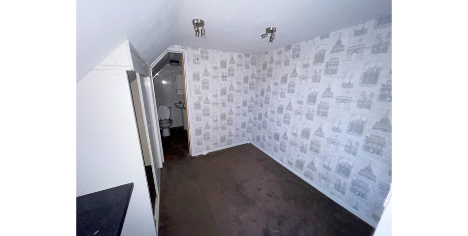 Lot 75 - Flat For Improvement/completion
