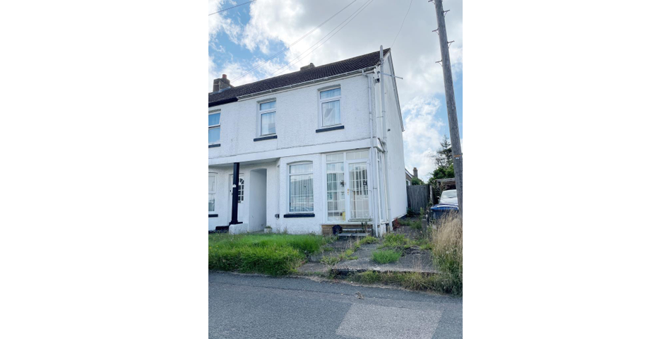 Lot 63 - Two-bedroom House For Refurbishment