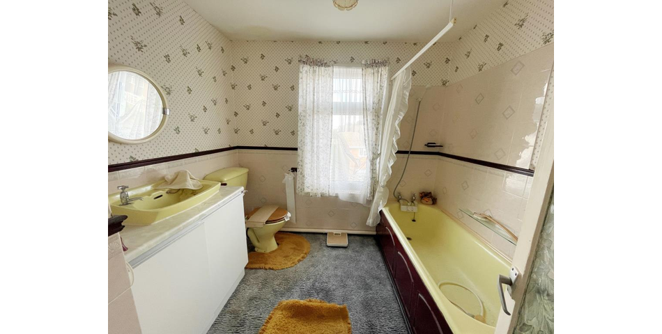 Lot 63 - Two-bedroom House For Refurbishment
