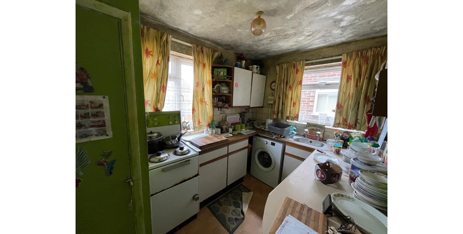Lot 144 - Two-bedroom Upper Maisonette For Improvement With Garage And Garden