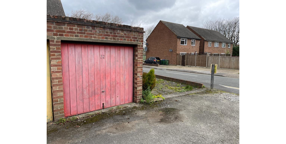 Lot 144 - Two-bedroom Upper Maisonette For Improvement With Garage And Garden