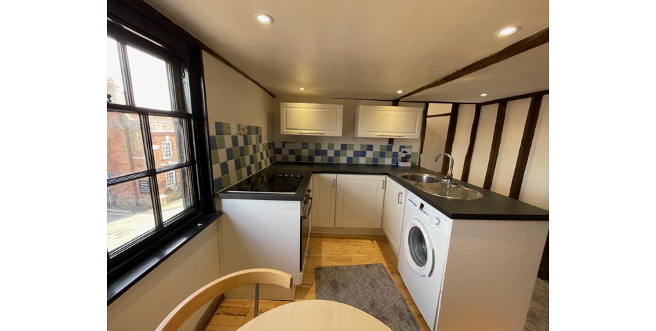 Lot 110 - Vacant Studio Flat For Investment