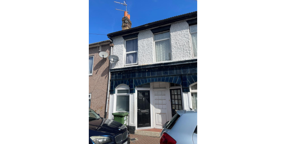 Lot 88 - Three-bedroom House For Investment