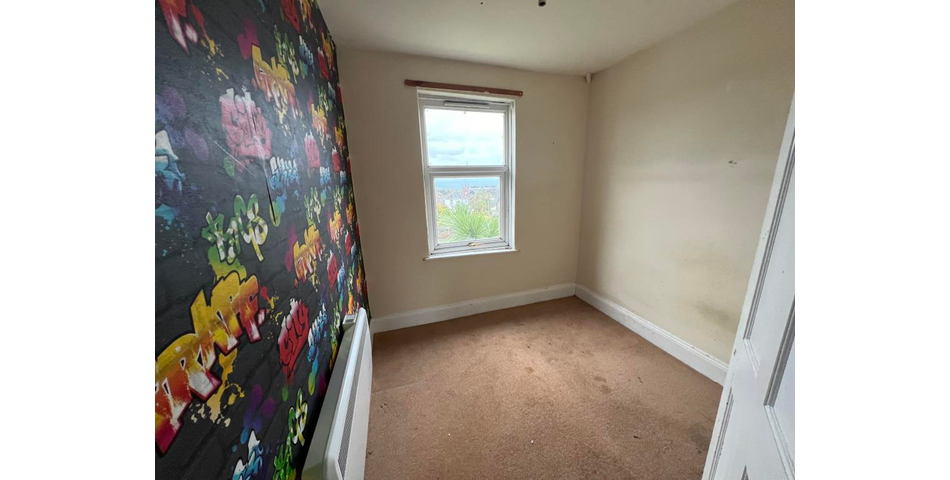 Lot 59 - Semi-detached House For Refurbishment