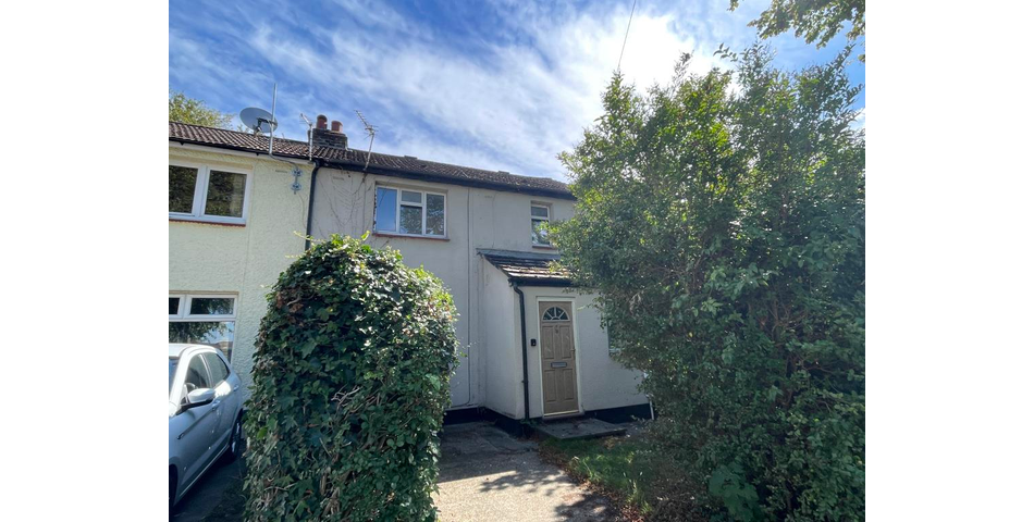 Lot 16 - Semi-detached House For Improvement