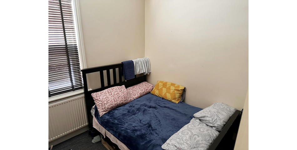 Lot 91 - Six-bedroom Semi-detached House Currently Arranged As A Hmo