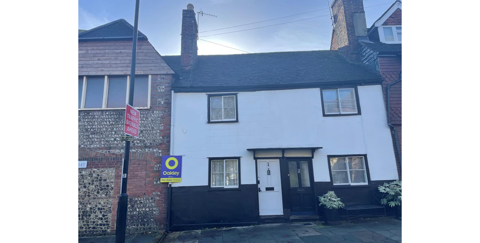 Lot 11 - Character Cottage In Need Of Improvement