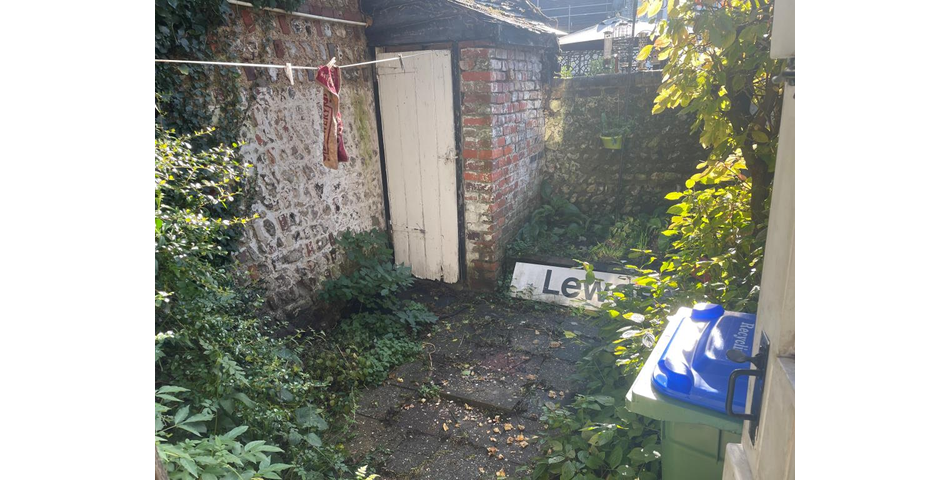 Lot 11 - Character Cottage In Need Of Improvement