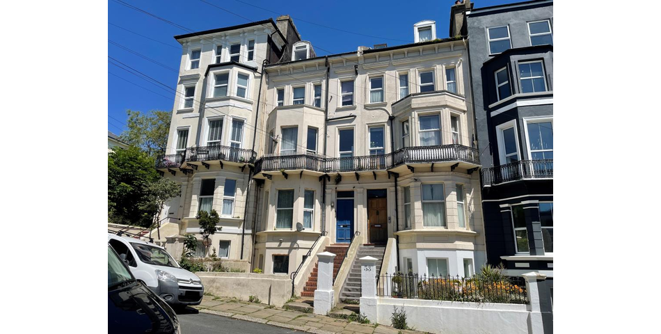 Lot 130 - Block Of Five Flats For Investment
