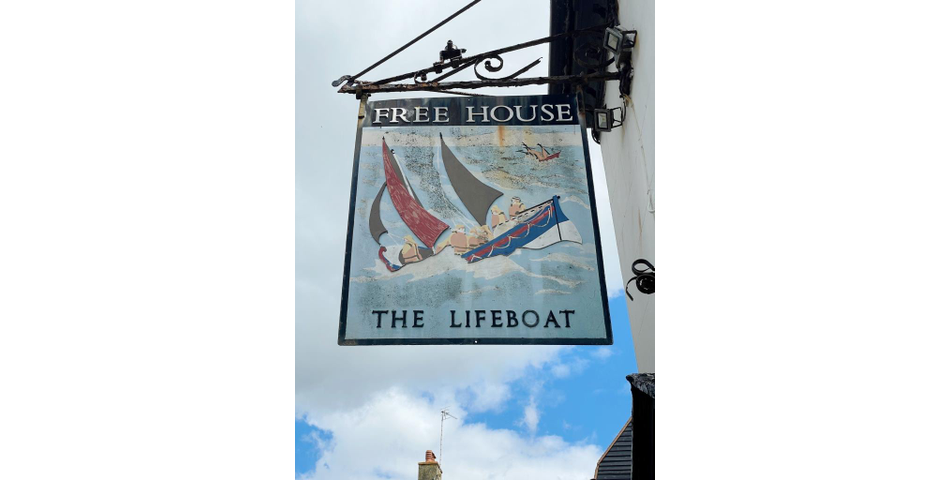 Lot 77 - Period Public House With Accommodation