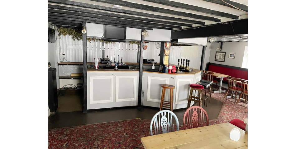 Lot 77 - Period Public House With Accommodation