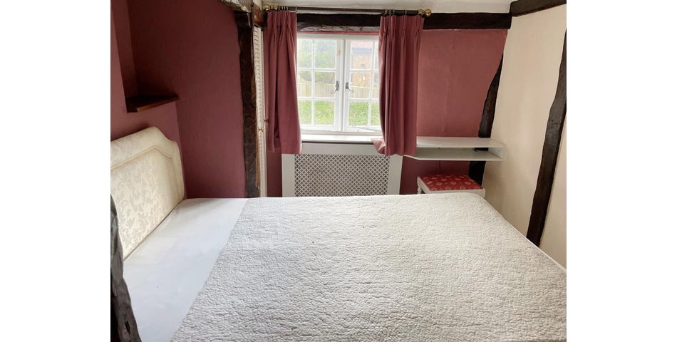 Lot 10 - Character Cottage With Garage And Gardens