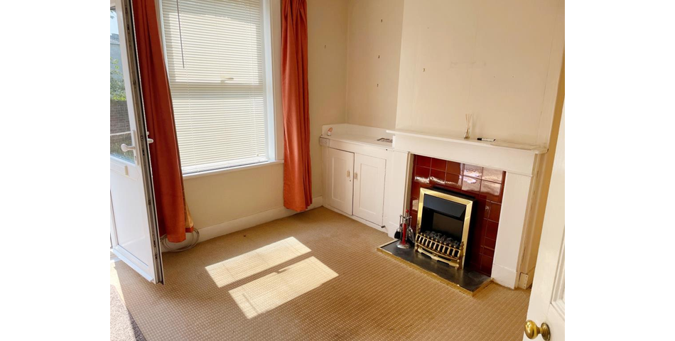 Lot 29 - Mid-terrace House For Improvement