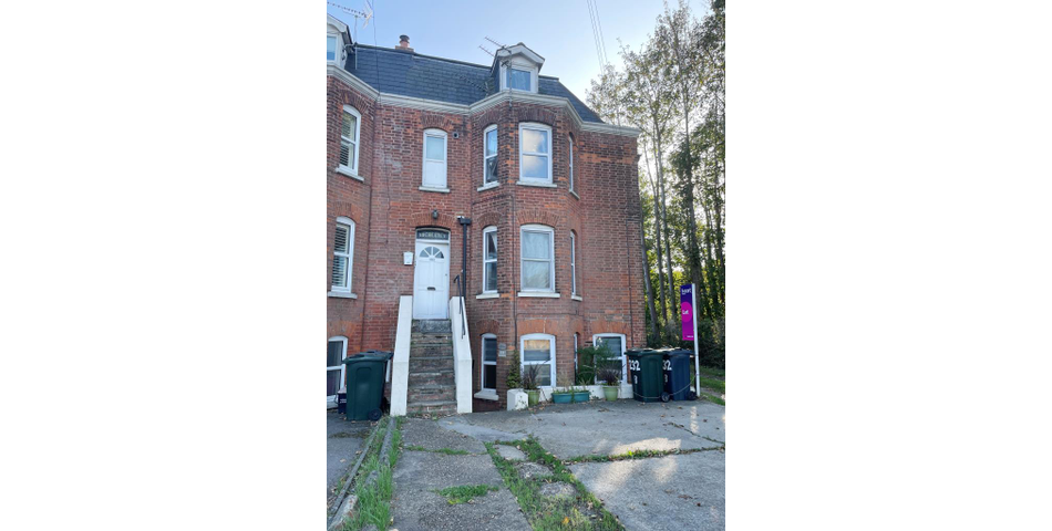 Lot 98 - Freehold Block Of Flats For Investment