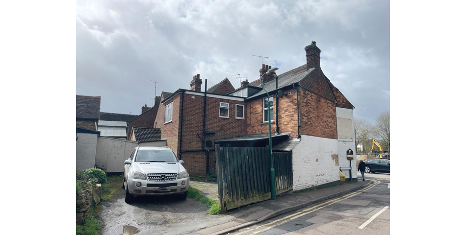 Lot 19 - Retail And Residential Premises With Planning For Three Additional Flats At Rear