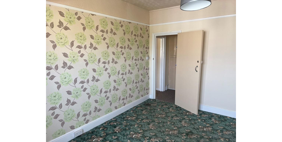 Lot 164 - Town Centre Six-bedroom House With Potential