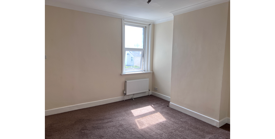 Lot 15 - Freehold Property Arranged As Two Flats