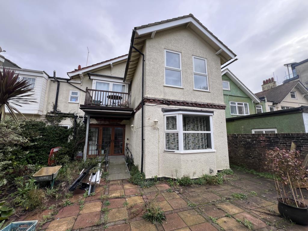 Six-Bedroom Guest House For Investment