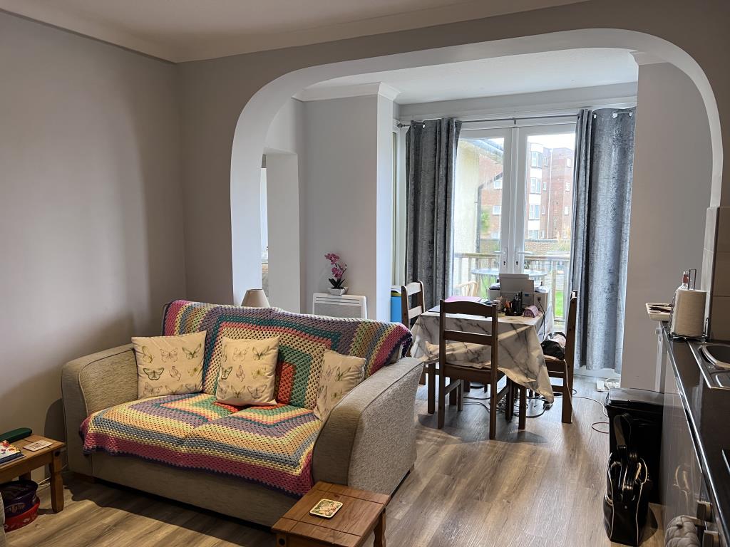 Six-Bedroom Guest House For Investment
