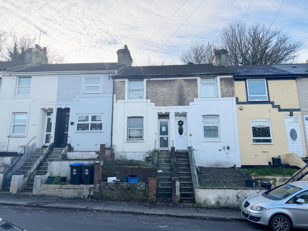 Terrace House For Improvement