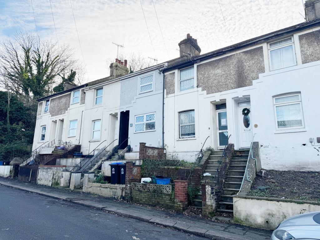 Terrace House For Improvement