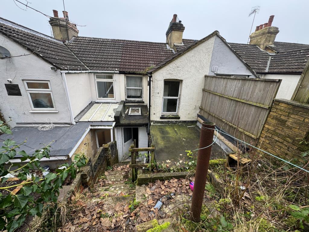 Terrace House For Improvement