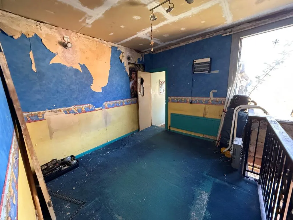 House For Complete Refurbishment