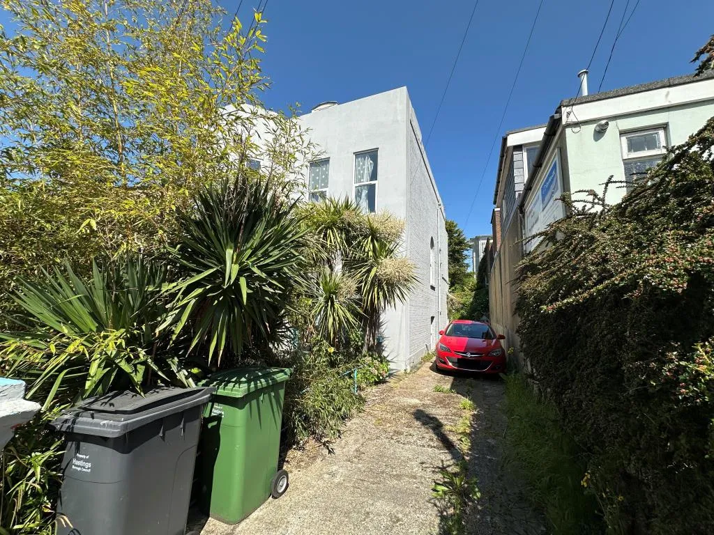 Eight-Bedroom Semi-Detached House For Refurbishment