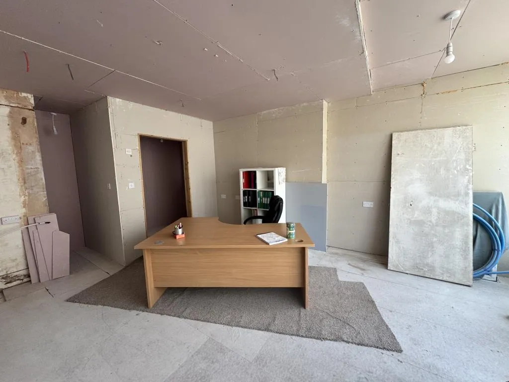 Ground Floor Shop And Flat For Completion