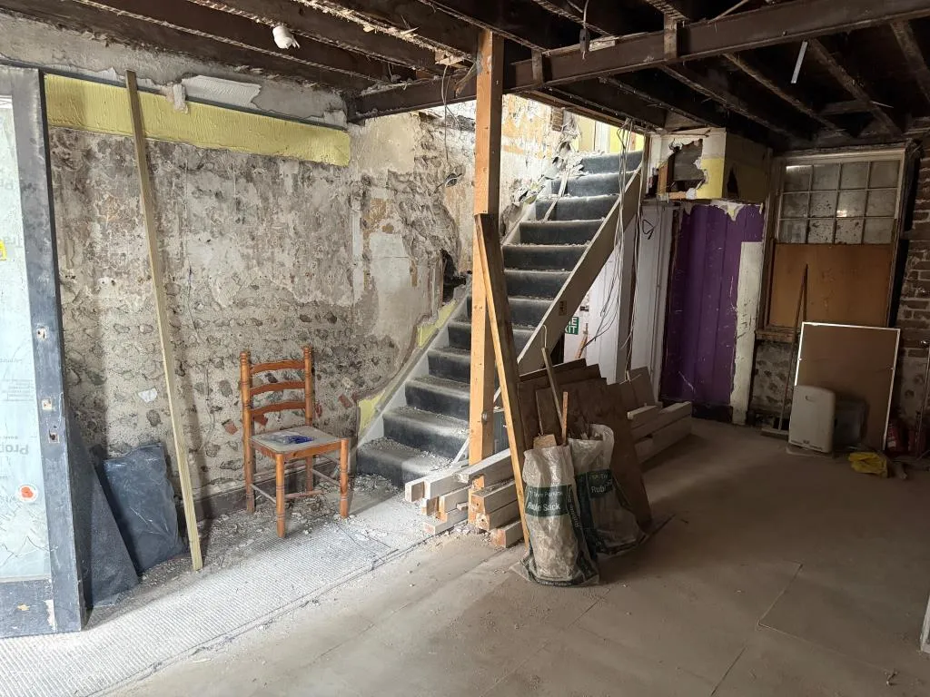 Freehold Shop And Upper Parts In Need Of Complete Refurbishment