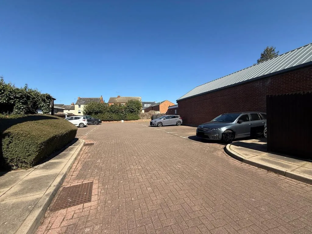 One-Bedroom Flat In Need Of Improvement