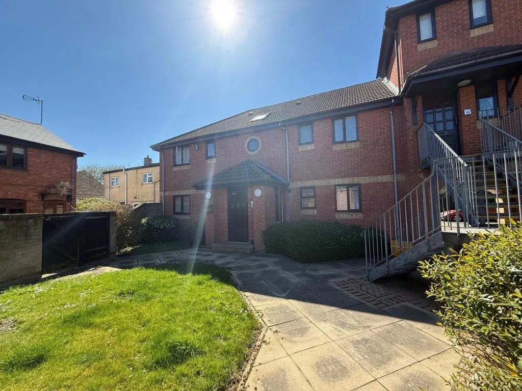 One-Bedroom Flat In Need Of Improvement
